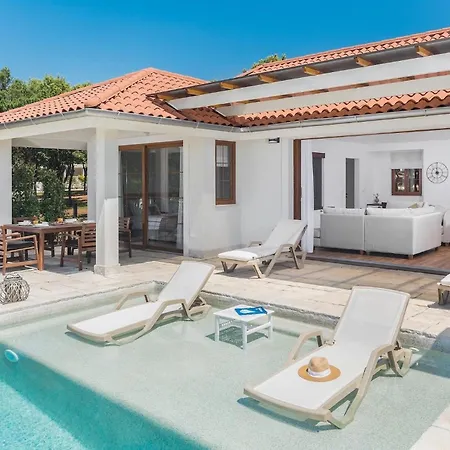 Holiday home Luxury Porto Bus Pula